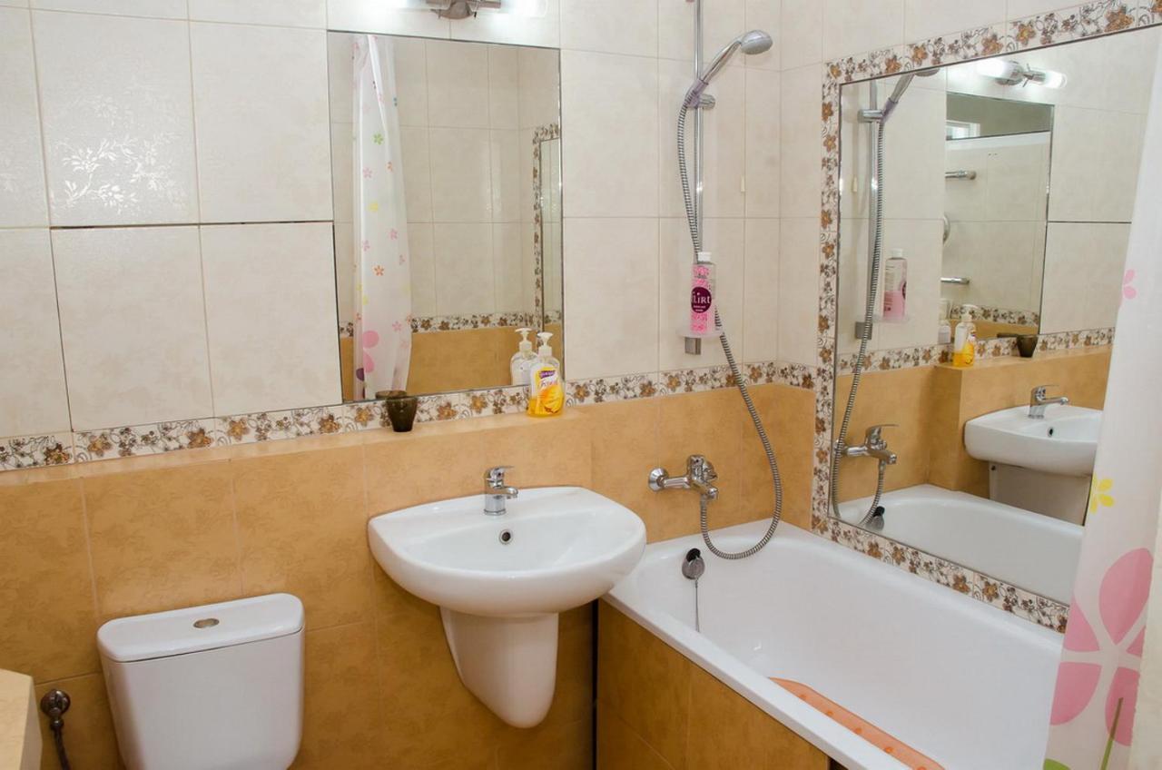 Apartament Na Adamkovskoy Brest Exterior foto
