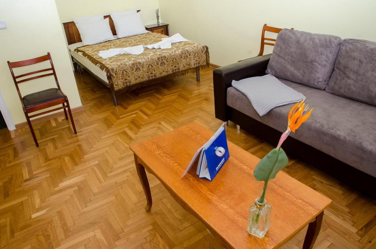 Apartament Na Adamkovskoy Brest Exterior foto