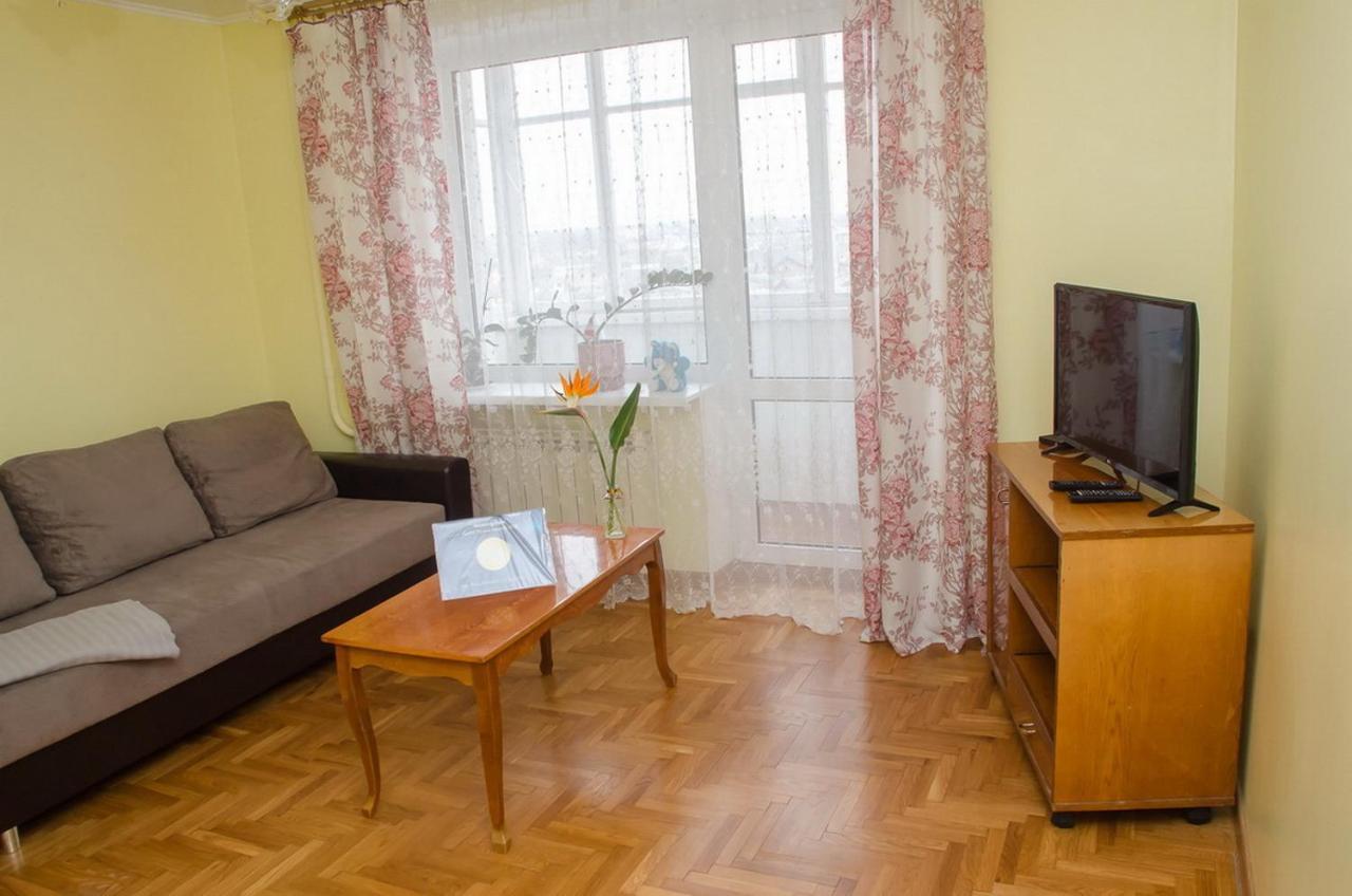 Apartament Na Adamkovskoy Brest Exterior foto