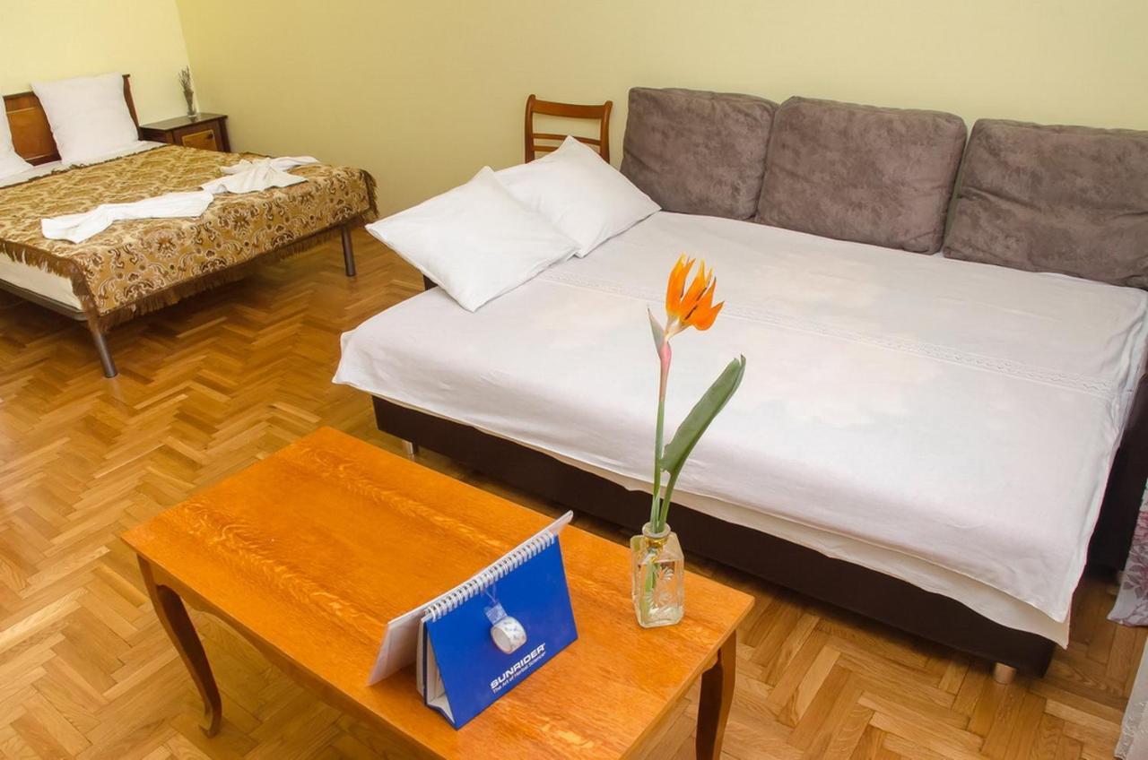 Apartament Na Adamkovskoy Brest Exterior foto
